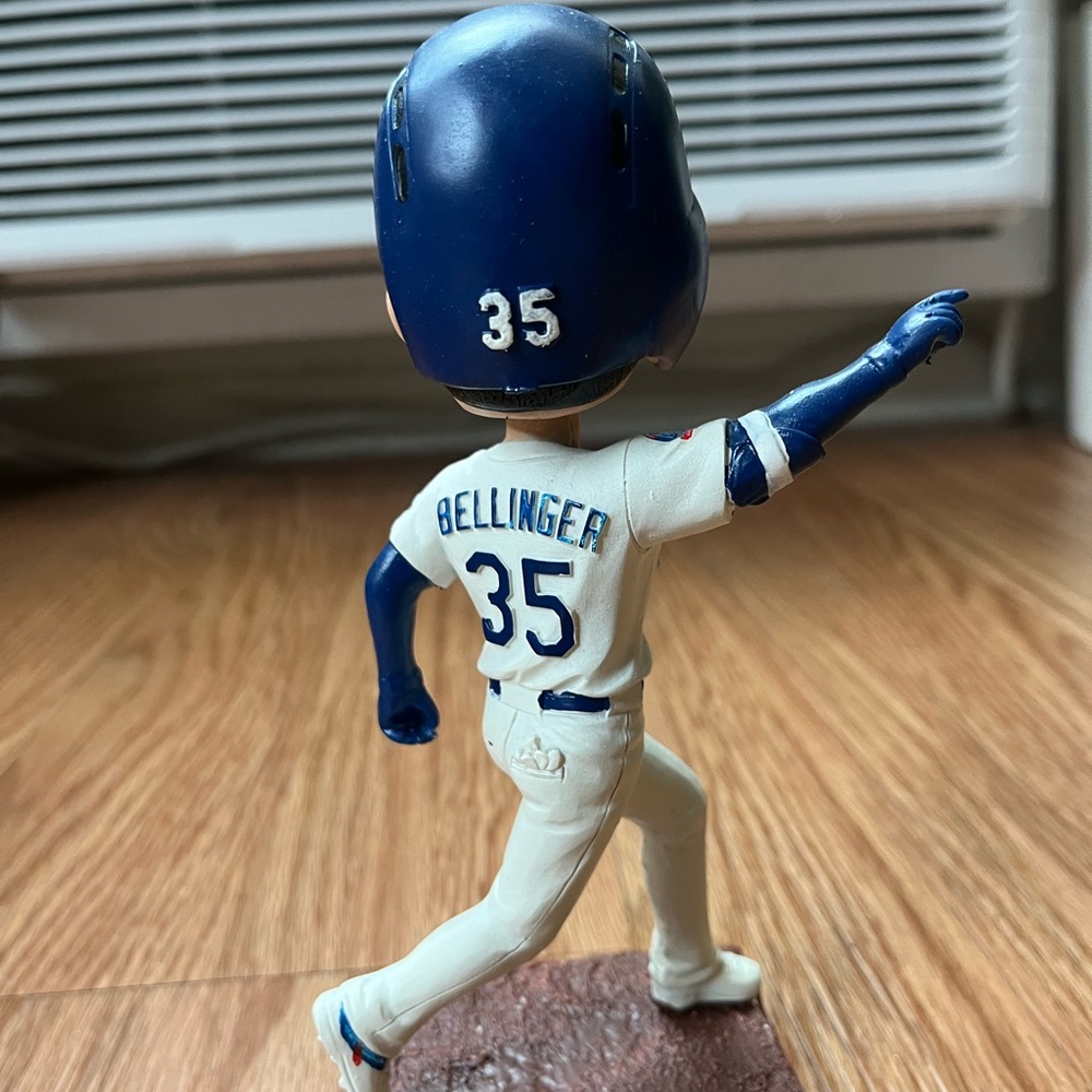 Bobblehead - Picture 9 of 12